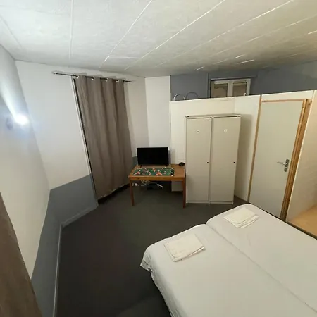 Le Grand Cerf Hotel *