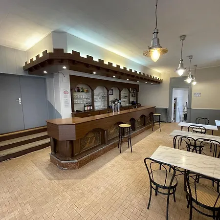 Le Grand Cerf Hotel *