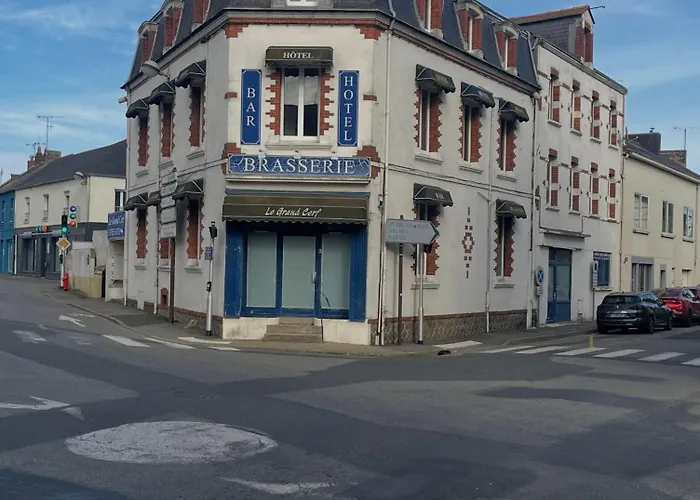 Le Grand Cerf Hotel *