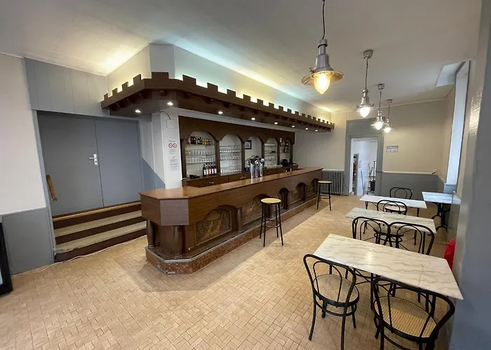 Le Grand Cerf Hotel *